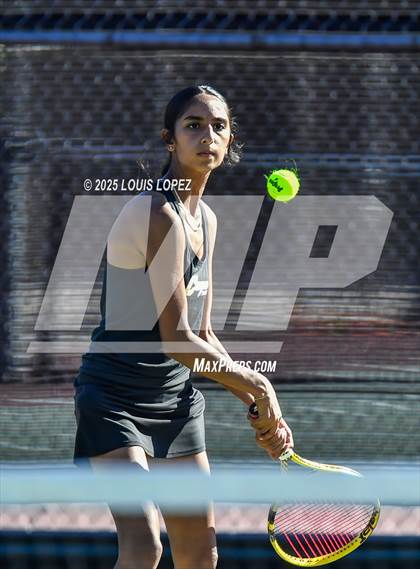 Thumbnail 1 in FR: Valencia @ Canyon photogallery.