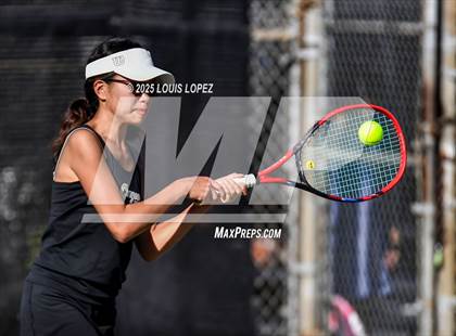 Thumbnail 3 in FR: Valencia @ Canyon photogallery.