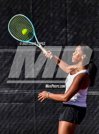 Thumbnail 3 in FR: Valencia @ Canyon photogallery.