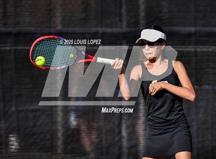 Thumbnail 3 in FR: Valencia @ Canyon photogallery.