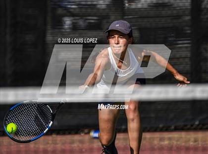 Thumbnail 1 in FR: Valencia @ Canyon photogallery.