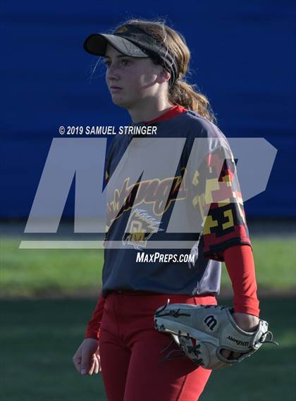 Thumbnail 1 in Oakdale vs. Vanden (CIF SJS D3 Quarterfinal Playoffs) photogallery.