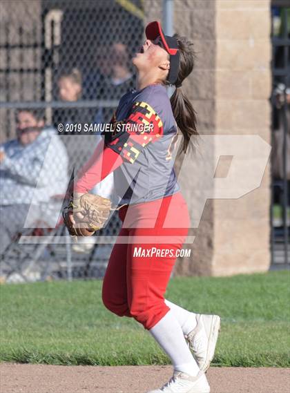 Thumbnail 3 in Oakdale vs. Vanden (CIF SJS D3 Quarterfinal Playoffs) photogallery.