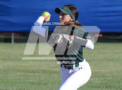 Thumbnail 2 in Oakdale vs. Vanden (CIF SJS D3 Quarterfinal Playoffs) photogallery.