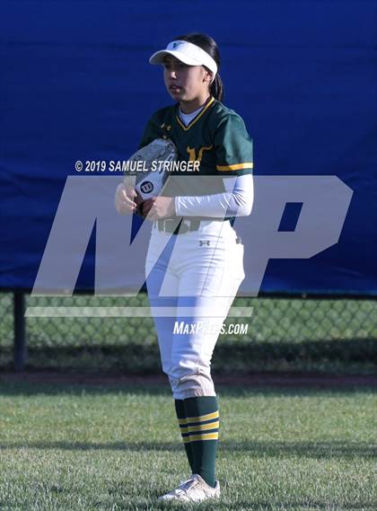 Thumbnail 3 in Oakdale vs. Vanden (CIF SJS D3 Quarterfinal Playoffs) photogallery.