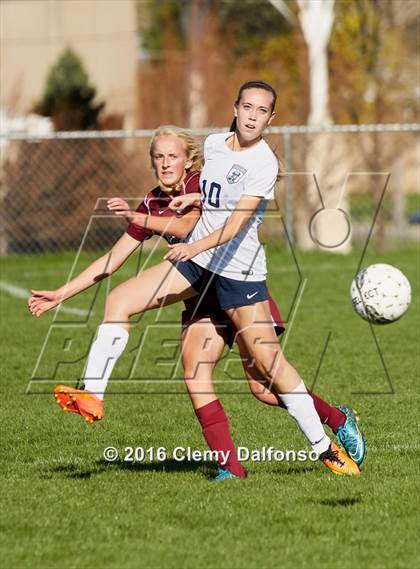 Thumbnail 3 in Chatfield @ Columbine photogallery.
