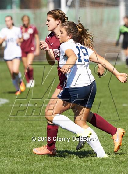 Thumbnail 2 in Chatfield @ Columbine photogallery.