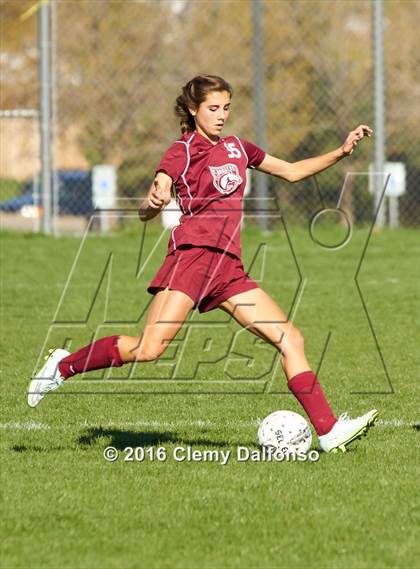 Thumbnail 2 in Chatfield @ Columbine photogallery.