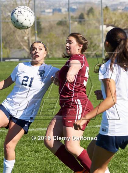 Thumbnail 3 in Chatfield @ Columbine photogallery.