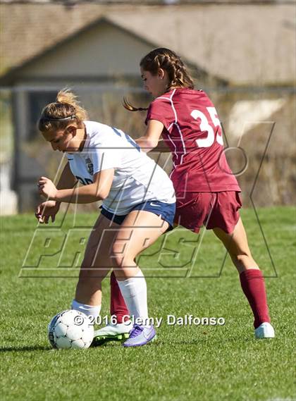 Thumbnail 3 in Chatfield @ Columbine photogallery.