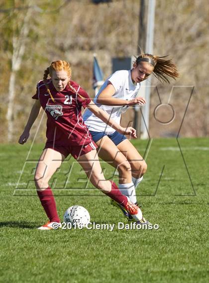 Thumbnail 1 in Chatfield @ Columbine photogallery.