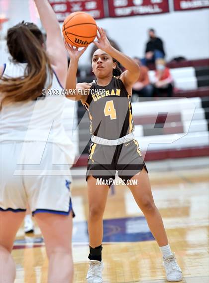 Thumbnail 2 in Wildwood Catholic vs Delran (South Jersey Invitational) photogallery.