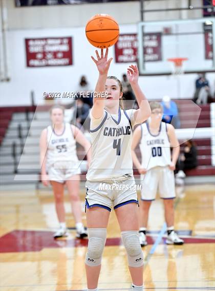 Thumbnail 3 in Wildwood Catholic vs Delran (South Jersey Invitational) photogallery.