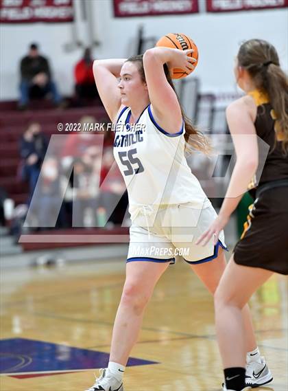 Thumbnail 2 in Wildwood Catholic vs Delran (South Jersey Invitational) photogallery.