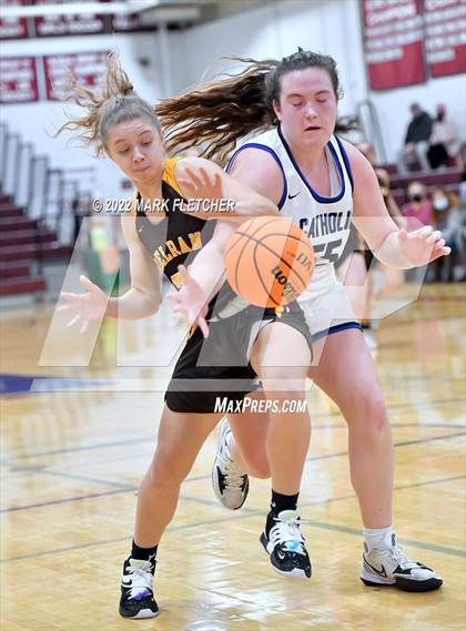 Thumbnail 3 in Wildwood Catholic vs Delran (South Jersey Invitational) photogallery.