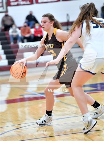 Thumbnail 3 in Wildwood Catholic vs Delran (South Jersey Invitational) photogallery.