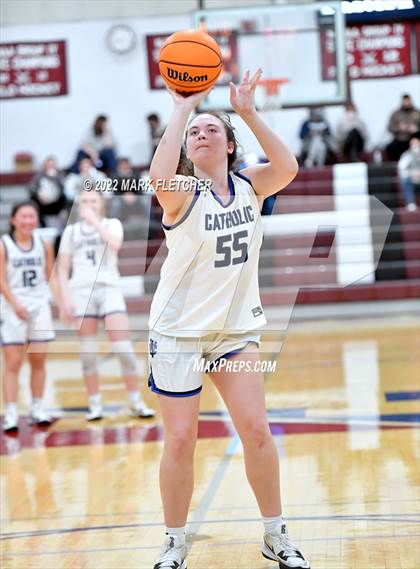 Thumbnail 1 in Wildwood Catholic vs Delran (South Jersey Invitational) photogallery.