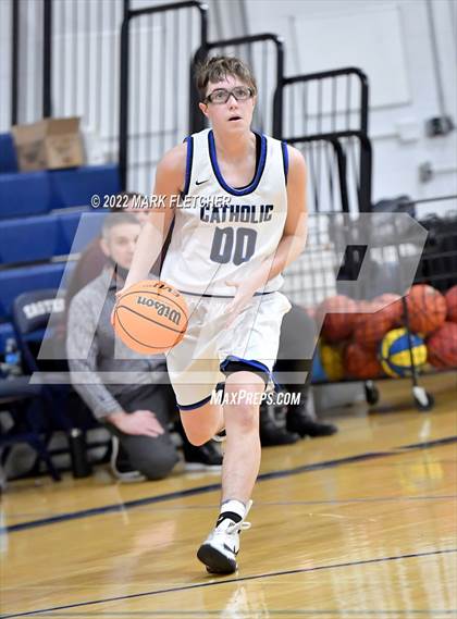Thumbnail 1 in Wildwood Catholic vs Delran (South Jersey Invitational) photogallery.