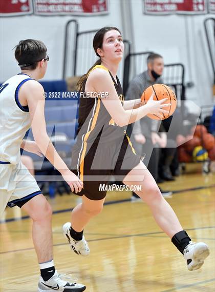 Thumbnail 2 in Wildwood Catholic vs Delran (South Jersey Invitational) photogallery.