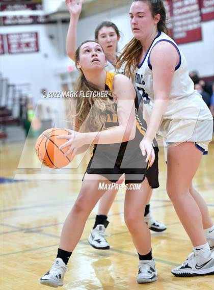 Thumbnail 3 in Wildwood Catholic vs Delran (South Jersey Invitational) photogallery.