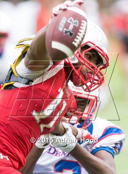 Thumbnail 3 in DeMatha @ St. John's photogallery.