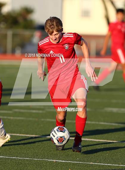 Thumbnail 2 in Deerfield @ Mundelein (IHSA Regional Quarterfinal) photogallery.