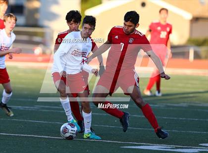 Thumbnail 2 in Deerfield @ Mundelein (IHSA Regional Quarterfinal) photogallery.