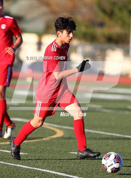 Thumbnail 2 in Deerfield @ Mundelein (IHSA Regional Quarterfinal) photogallery.