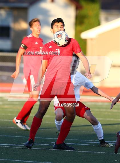 Thumbnail 2 in Deerfield @ Mundelein (IHSA Regional Quarterfinal) photogallery.