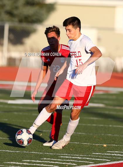 Thumbnail 3 in Deerfield @ Mundelein (IHSA Regional Quarterfinal) photogallery.