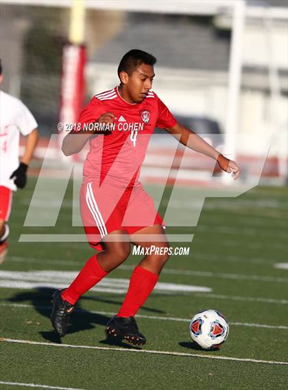 Thumbnail 3 in Deerfield @ Mundelein (IHSA Regional Quarterfinal) photogallery.