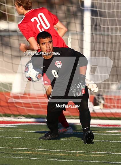 Thumbnail 1 in Deerfield @ Mundelein (IHSA Regional Quarterfinal) photogallery.
