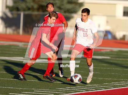 Thumbnail 2 in Deerfield @ Mundelein (IHSA Regional Quarterfinal) photogallery.