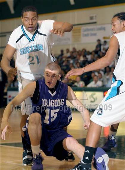 Thumbnail 3 in Sacramento vs. Sheldon (Hoops Classic 2009) photogallery.