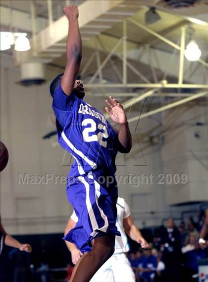 Thumbnail 2 in Sacramento vs. Sheldon (Hoops Classic 2009) photogallery.