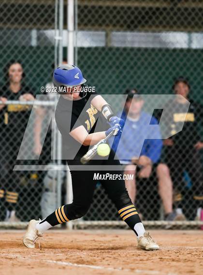 Thumbnail 1 in Bakersfield Christian @ Garces Memorial photogallery.