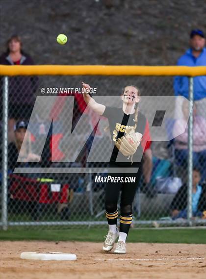Thumbnail 2 in Bakersfield Christian @ Garces Memorial photogallery.