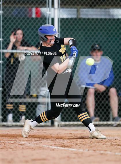 Thumbnail 3 in Bakersfield Christian @ Garces Memorial photogallery.