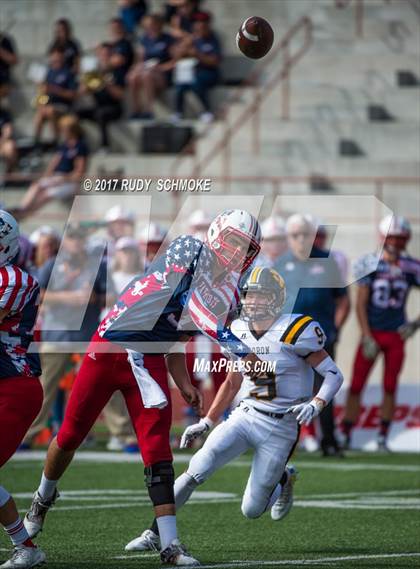Thumbnail 2 in Boron vs. Christian (Honor Bowl) photogallery.