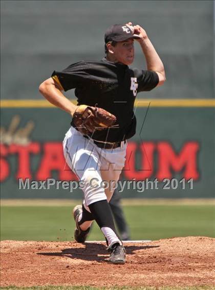 Thumbnail 1 in Cathedral Catholic vs. El Capitan (CIF SDS D3 Final) photogallery.