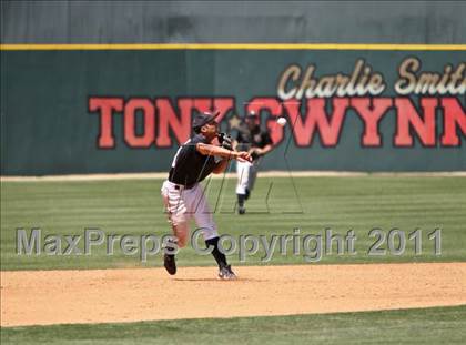 Thumbnail 3 in Cathedral Catholic vs. El Capitan (CIF SDS D3 Final) photogallery.