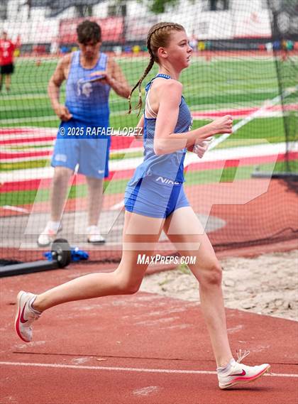 Thumbnail 2 in Eagle No Tax Relays (3200M) photogallery.