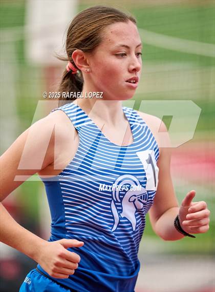 Thumbnail 2 in Eagle No Tax Relays (3200M) photogallery.
