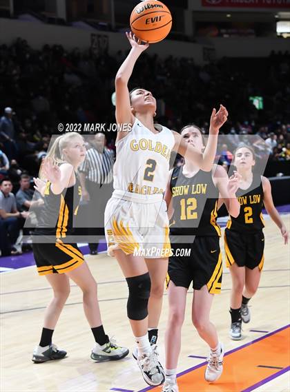 Thumbnail 3 in Show Low vs. Bourgade Catholic (AIA 3A Quarterfinal) photogallery.