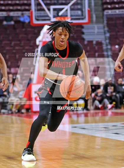 Thumbnail 2 in New Castle vs. Imhotep Charter (PIAA 5A Championship) photogallery.