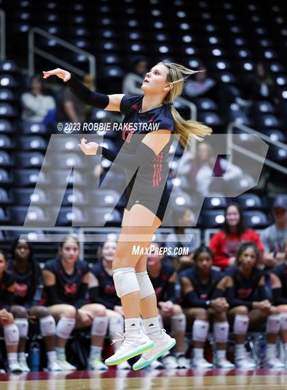 Thumbnail 3 in Fulshear vs. Lovejoy (UIL 5A Volleyball Semifinal) photogallery.