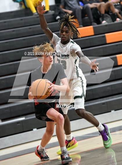 Thumbnail 2 in New Smyrna Beach vs DeLand (JV Shoot-out at Spruce Creek) photogallery.