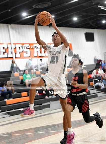Thumbnail 1 in New Smyrna Beach vs DeLand (JV Shoot-out at Spruce Creek) photogallery.
