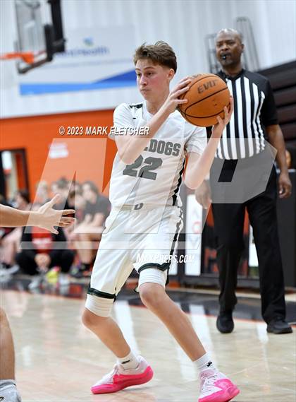 Thumbnail 3 in New Smyrna Beach vs DeLand (JV Shoot-out at Spruce Creek) photogallery.