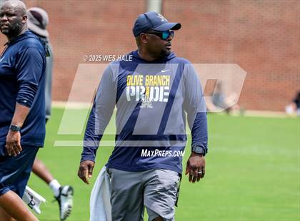 Thumbnail 1 in Tupelo vs Olive Branch (U of Memphis 7v7) photogallery.